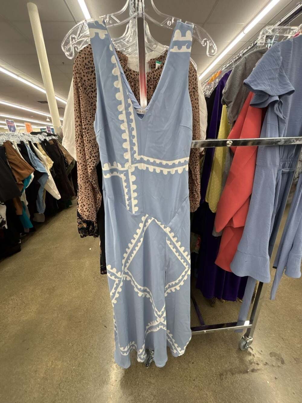 Mon Renn Fawn Dress Size M Blue White Embroidery Sleeveless Midi